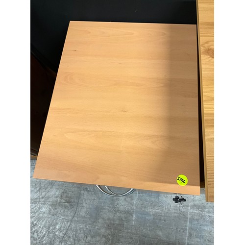 372 - MODERN PINE OFFICE DESK W47