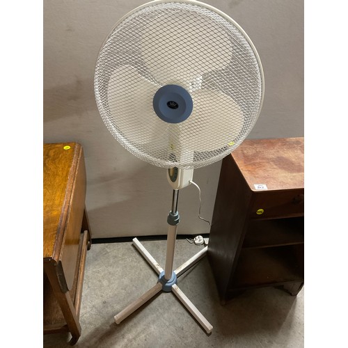 362 - FREE STANDING FLOOR FAN , OAK TEA TROLLEY AND A WOODEN BEDSIDE CABINET