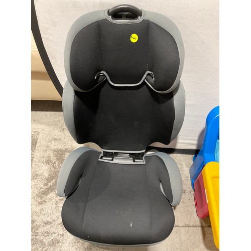 286 - TWO CHILDS CAR BOOSTER SEATS AND HIGHCHAIR