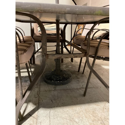 290 - LARGE GLASS TOP GARDEN TABLE L 60 