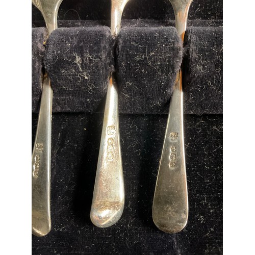 237 - SET OF 6 HALLMARKED SILVER TEASPOONS IN PRESENTATION CASE WEIGHT 56G