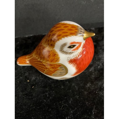 238 - CROWN DERBY ROBIN PAPERWEIGHT WITH SILVER STOPPER IN BASE