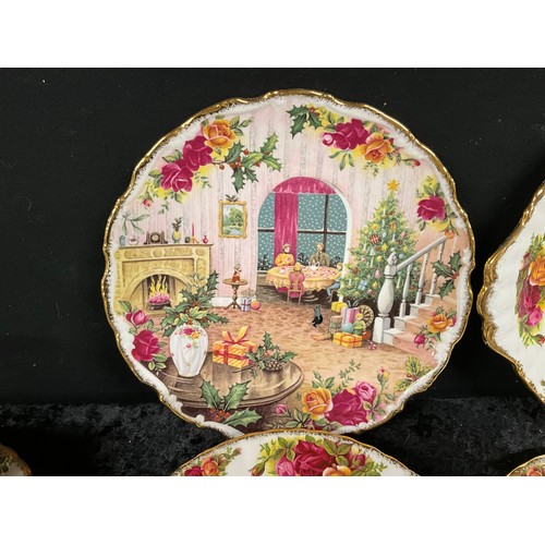 235 - COMPLETE TEA SERVICE FROM ROYAL ALBERT BONE CHINA THE OLD COUNTRY ROSES PATTERN INCLUDES CUPS, SAUCE... 