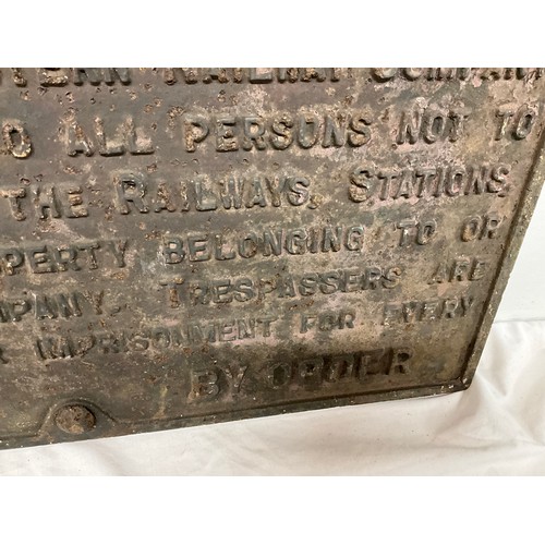 237A - ANTIQUE CAST IRON LONDON NORTH EASTERN RAILWAY WARNING SIGN TO TRESPASSERS IN ORIGINAL CONDITION 26”... 