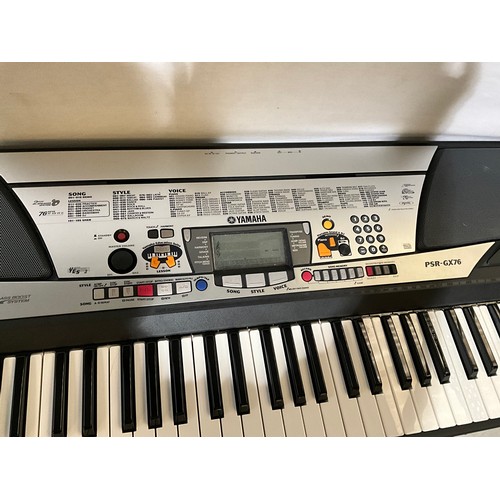 292 - YAMAHA PSR/GS76 KEYBOARD ON STAND WITH CASE