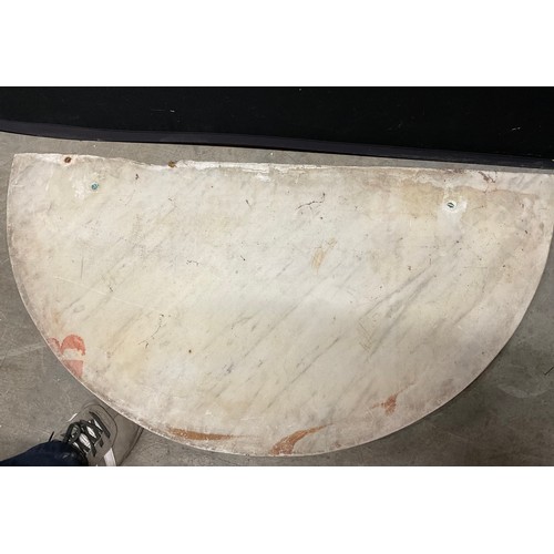 369 - VICTORIAN D SHAPED MARBLE TOP W35