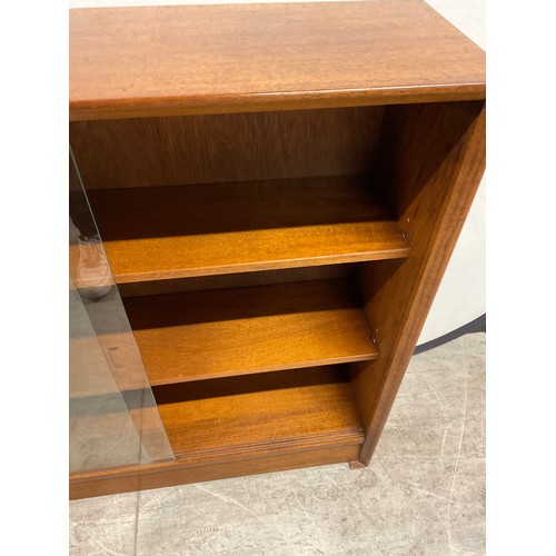 385 - HEBERT AND GIBBS FREE STANDING MAHOGANY BOOK CASE WITH GLASS DOORS TO FRONT W36