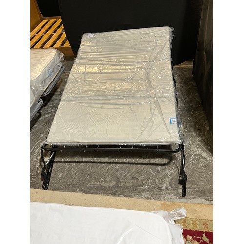 313 - SOMTOILE METAL ACTION FOLDING BED SETEE