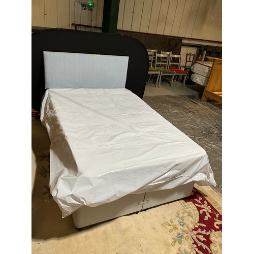 315 - MODERN DOUBLE BED WITH MATRESS L 75