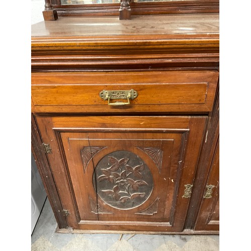 395 - EDWARDIAN RED WALNUT MIRROR BACKED SIDEBOARD A/F W47