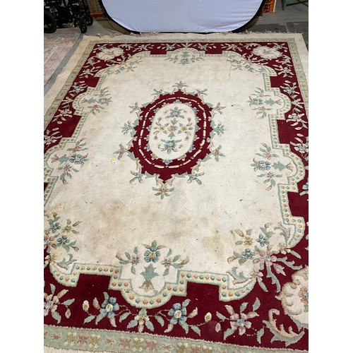 316 - LARGE VINTAGE PATTERNED CARPET 107