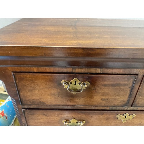 405 - ANTIQUE MAHOGANY CHEST OF DRAWERS WITH BRACKET FEET TWO SHORT OVER THREE LONG W38