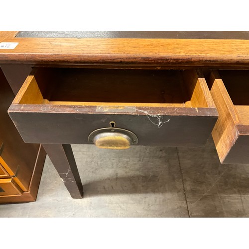 412 - LARGE EDWARDIAN OAK FRAMED OFFICE DESK WITH THREE DRAWERS AND SQUARE TAPERING LEGS W60