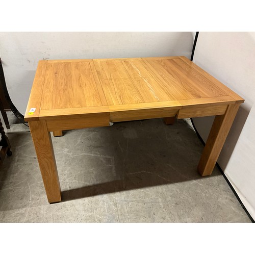 455 - MODERN OAK EXTENDING DINING TABLE 35