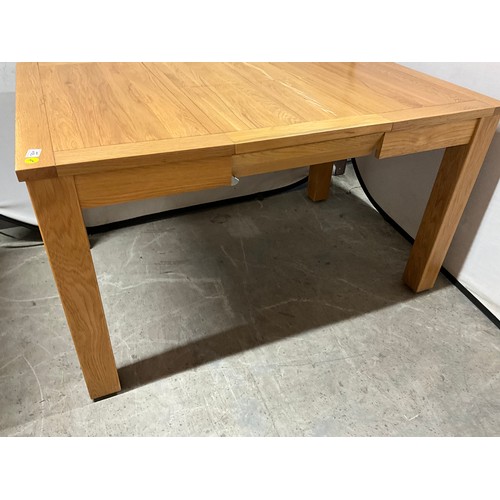 455 - MODERN OAK EXTENDING DINING TABLE 35