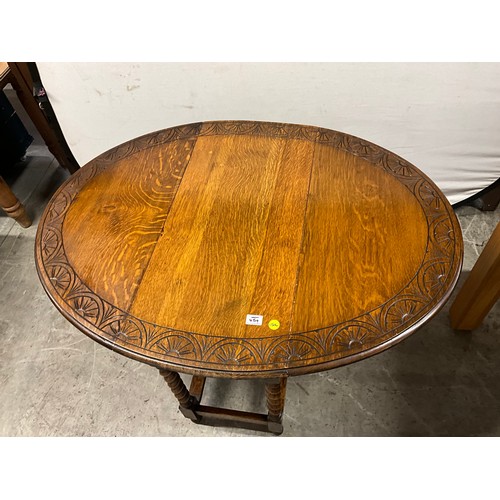 454 - BARLEY TWIST OAK GATELEG TABLE L35