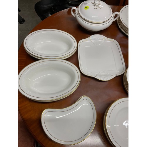 240 - VERY LARGE ROYAL WORCESTER DINNER AND TEA SERVICE CONTESSA PATTERN INCLUDES SERVING DISHES PLATES ET... 