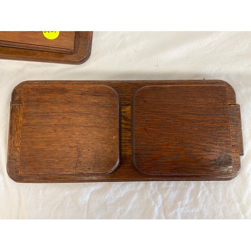 5 - TWO VINTAGE OAK BOOKENDS IN GOOD CONDITION