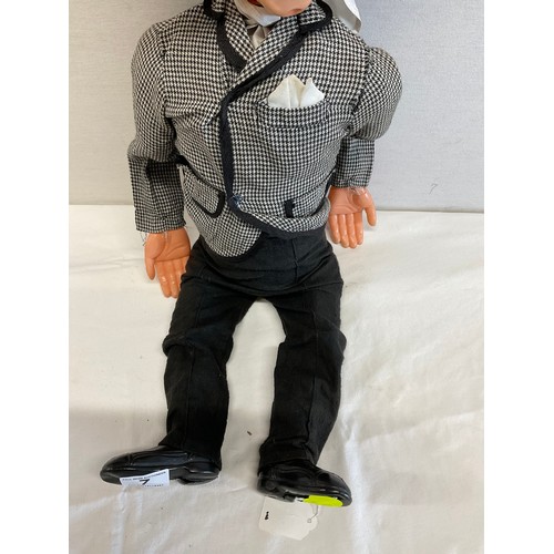 7 - VINTAGE VENTRILOQUIST DUMMY WITH MOVING MOUTH, EYES DONT MOVE,SLIGHT DAMAGE TO PLASTIC FEET AND SHOU... 