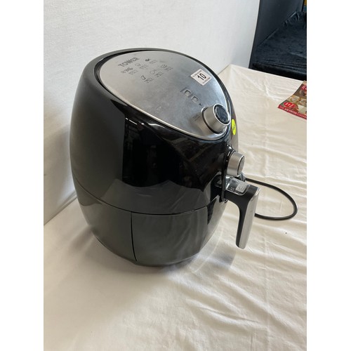 10 - TOWER AIR FRYER WITH AIRFRYER COOKBOOK