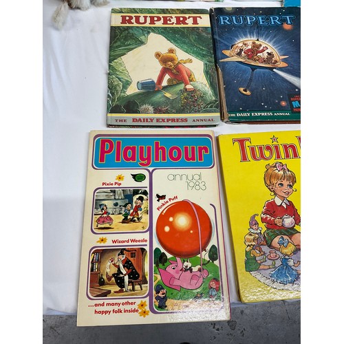 40 - BOX OF CHILDRENS BOOKS TO INCLUDE RUPERT, ALICE IN WONDERLAND AND A TOY CAT ETC