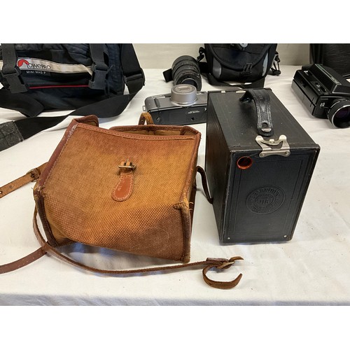 53 - VIDEO RECORDER WITH A PLUS-O-MATIC 202 SUPER EIGHT PROJECTOR,CANON Z135 CAMERA,TWO CAMERA CASES AND ... 