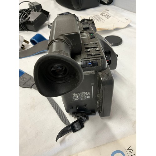 59 - SONY HANDYCAM VIDEO 8 PAL VIDEO CAMERA RECORDER