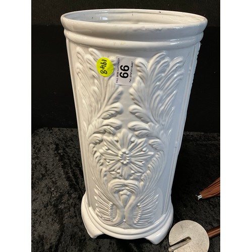 66 - TALL CERAMIC STICK POT WHITE GLAZE WITH ORNATE FLOWERS AND TWO MODERN SEATS