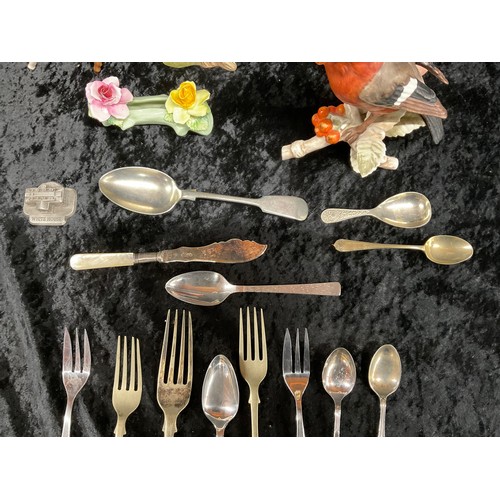 99 - ASSORTED COLLECTION OF PLATED CUTLERY TO INCLUDE TWO SILVER SPOONS ASSORTMENT OF BIRD CERAMIC FIGURE... 