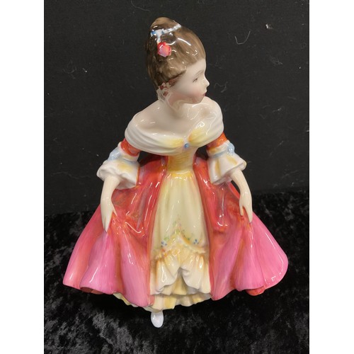 101 - FIVE ROYAL DOULTON FIGURINES TO INCLUDE ELAINE FAIR LADY DIANA ELIZABETH AND SOUTHERN BELLE