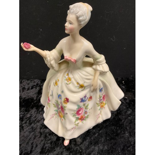 101 - FIVE ROYAL DOULTON FIGURINES TO INCLUDE ELAINE FAIR LADY DIANA ELIZABETH AND SOUTHERN BELLE