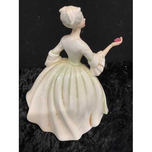 101 - FIVE ROYAL DOULTON FIGURINES TO INCLUDE ELAINE FAIR LADY DIANA ELIZABETH AND SOUTHERN BELLE