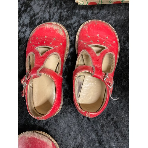 105 - FOUR PAIRS OF VINTAGE CHILDS RED SHOES BY START-RITE AND CLARKS