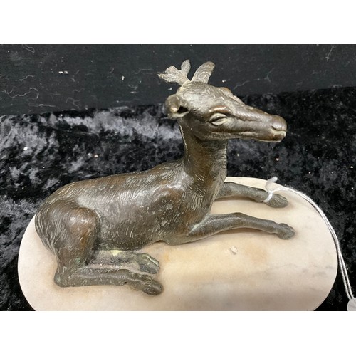 138 - BRONZE DEER ON WHITE  MARBLE BASE NO DISTINCTIVE MAKERS MARK DAMAGED TO ONE ANTLER