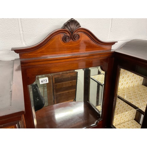 473 - EDWARDIAN MAHOGANY INLAID DISPLAY CABINET WITH THREE GLAZED DOORS AND SHELF TO BASE W48