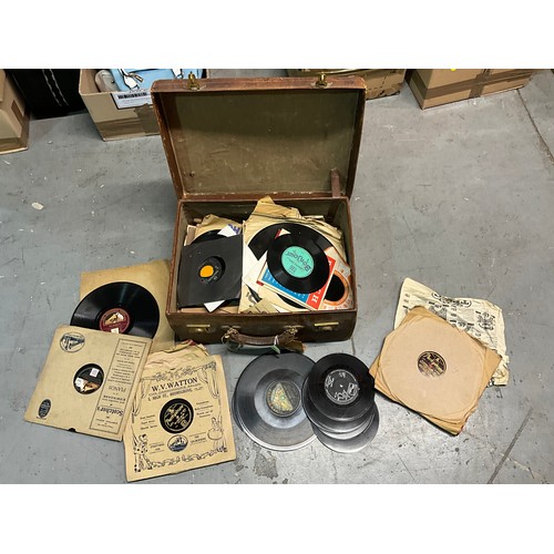 17 - LEATHER CASE TO INCLUDE A QUANTITY OF RECORDS