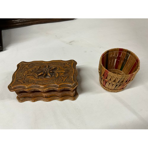 181 - BOX OF WOODEN ITEMS TO INCLUDE WOODEN TRINKET BOXES EGG CUPS CIRCULAR BAROMETER DIA7