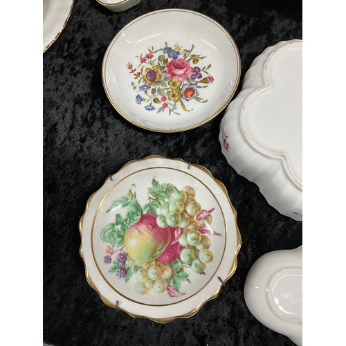 200 - QUANTITY OF VARIOUS CHINA TO INCLUDE WEDGWOOD HATHAWAY ROSE PARAGON BONE CHINA CROWN STAFFORDSHIRE C... 