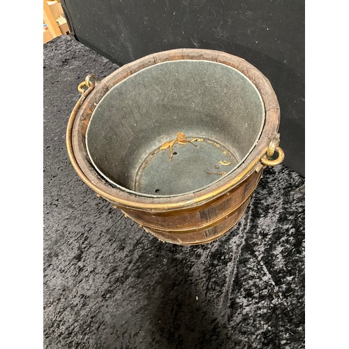 202 - VINTAGE WOODEN COPPER BANDED OAK COAL BUCKET WITH  BRASS HANDLE AND LINER