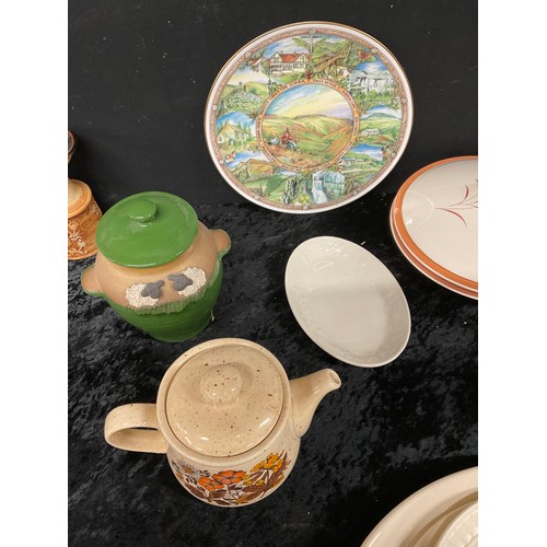 216 - TWO BOXES OF ASSORTED KITCHENWARE TO INCLUDE TEAPOTS MUGS CUPS DISHES PLATES JARS ETC