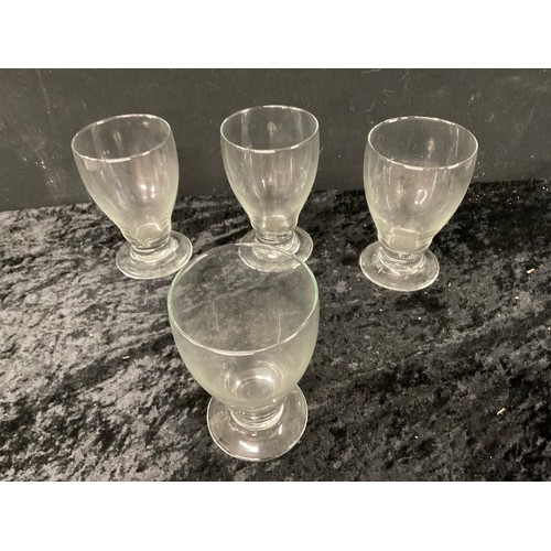 217 - QUANTITY OF GLASSWARE TO INCLUDE SUNDAE GLASSES SERVING DISHES BOWLS DECANTER ETC