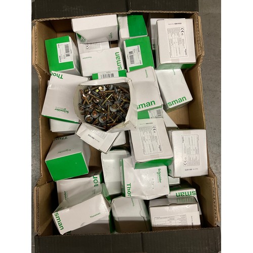 231 - THREE LARGE BOXES OF WASHERLESS STEEL TO STEEL SCREWS OF VARIOUS SIZES