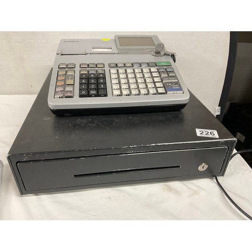 226 - CASIO ELECTRONIC CASH REGISTER SES3000 WITH LOCKABLE CASH DRAW COMPLETE WITH INSTRUCTIONS AND KEY