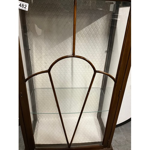 482 - 1930S ART DECO MAHOGANY  CABINET WITH GLASS SHELVES AND BALL AND CLAW FEET W22