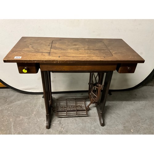 484 - VINTAGE SINGER SEWING MACHINE TABLE W34