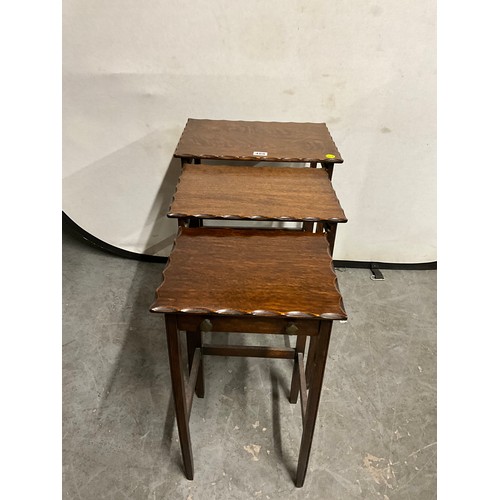 488 - 1930S NEST OF THREE OAK TABLES WITH DRAWER TO SMALLEST TABLE W18