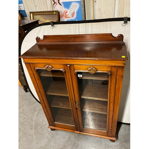 490 - VICTORIAN MAHOGANY TWO DOOR GLAZED BOOKCASE WITH ADJUSTABLE SHELVES W38