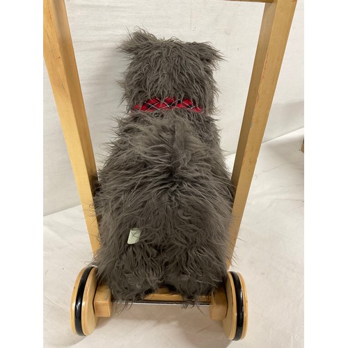 283 - WALKER/PULL ALONG DOG TOY