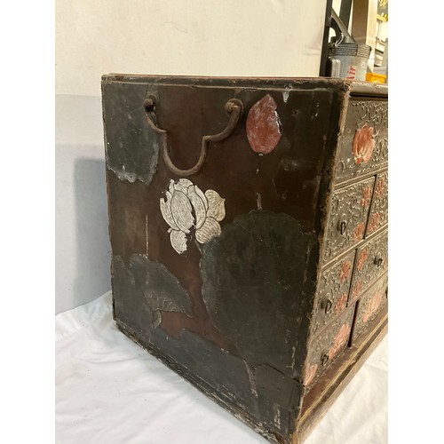 505 - ANTIQUE ORIENTAL TRAVELLING CHEST OF 12 DRAWERS WITH LACQUERED FLORAL DECORATION A/F W32