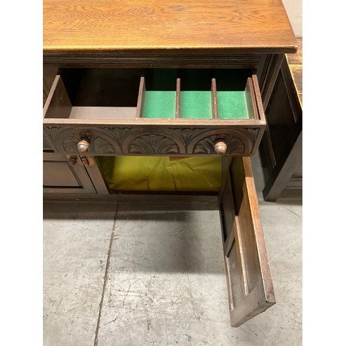 519 - VINTAGE OAK PRIORY STYLE SIDEBOARD WITH 2 DRAWERS OVER 2 DOORS WITH CARVED DECORATION H36